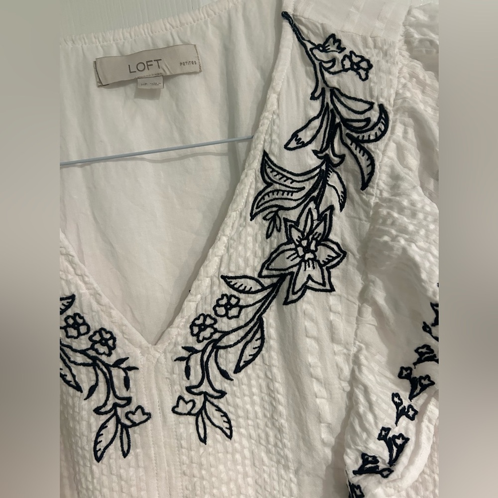 LOFT Floral Embroidered Ruffle Peplum Top Women’s Size Medium - Picture 6 of 9